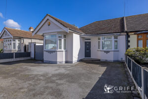 Glanville Drive, Hornchurch, RM11