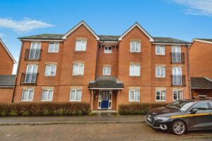 Hill House Drive, Chadwell St. Mary, Grays, RM16