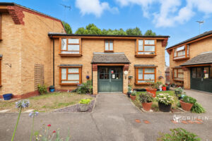 Palmers Drive, Grays, RM17