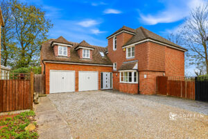 Henry De Grey Close, Grays, RM17