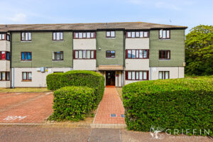 Teviot Avenue, Aveley, RM15